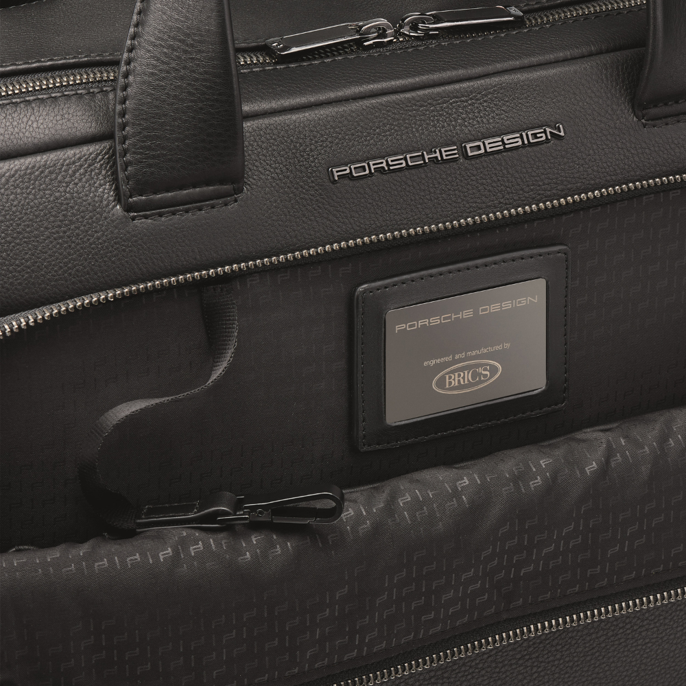 OLE01501.001-porsche-design-6.png